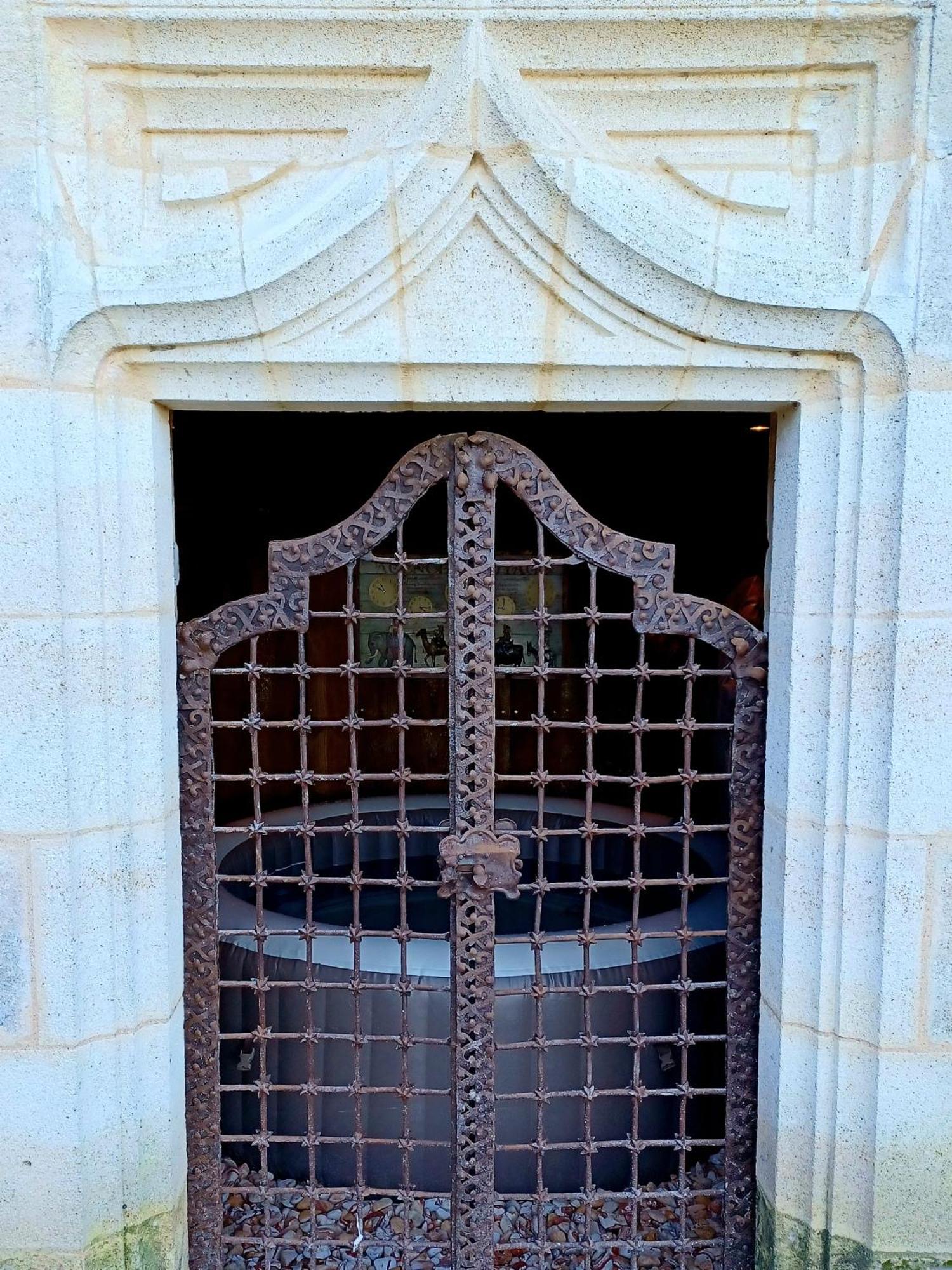 Chateau De La Grave Bourg-sur-Gironde Zewnętrze zdjęcie